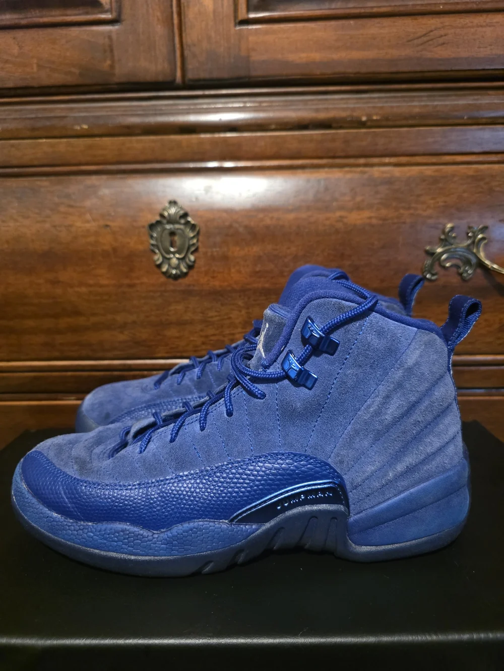Air Jordan 13 Retro Suede Mid-Top Sneakers - Blue